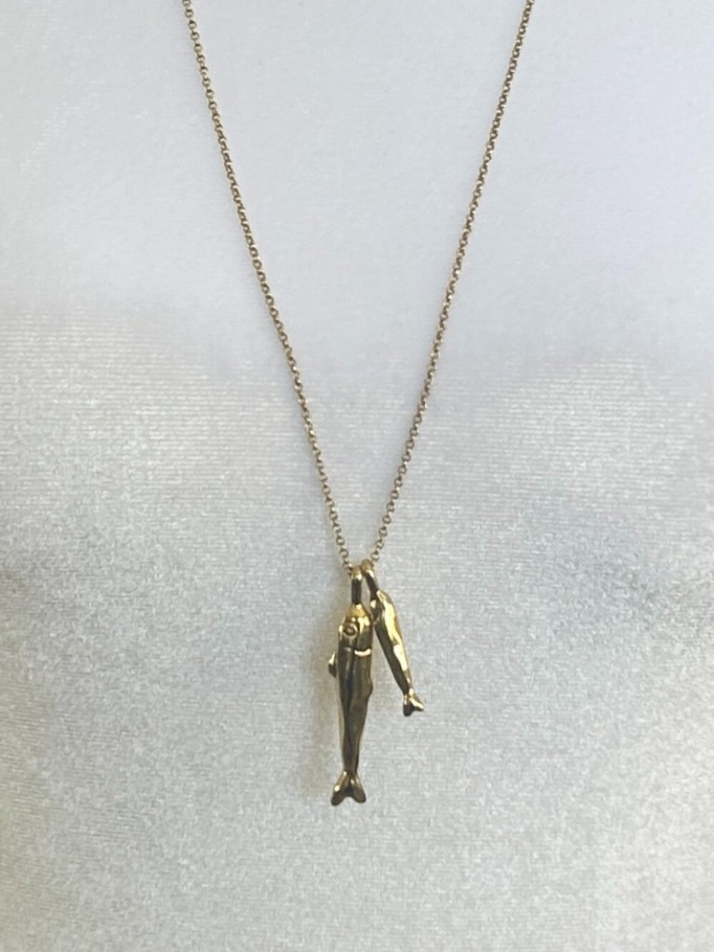 James MIchelle Pendant Necklace - Picture 2 of 4